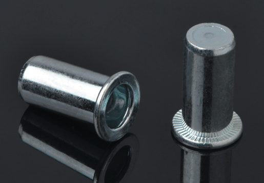 Ferro plana caput undique corpus Rivet nucis clausa finem type